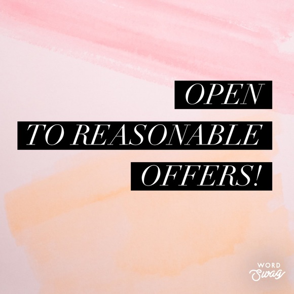 Bookmark this closet - Picture 5 of 5